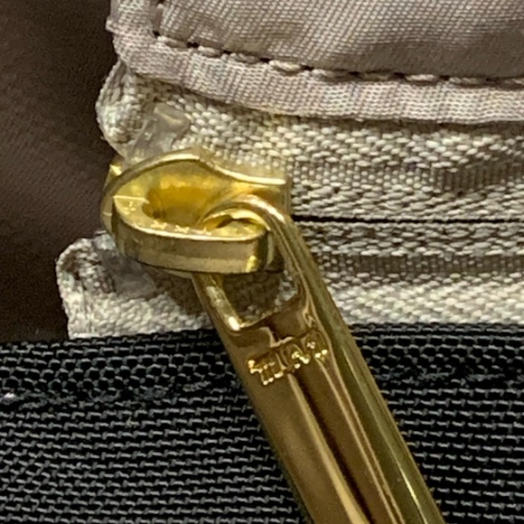 TUMI PreOwned Large Black W/Gold Accents Deluxe Check In Luggage Velour lined - Picture 7 of 16